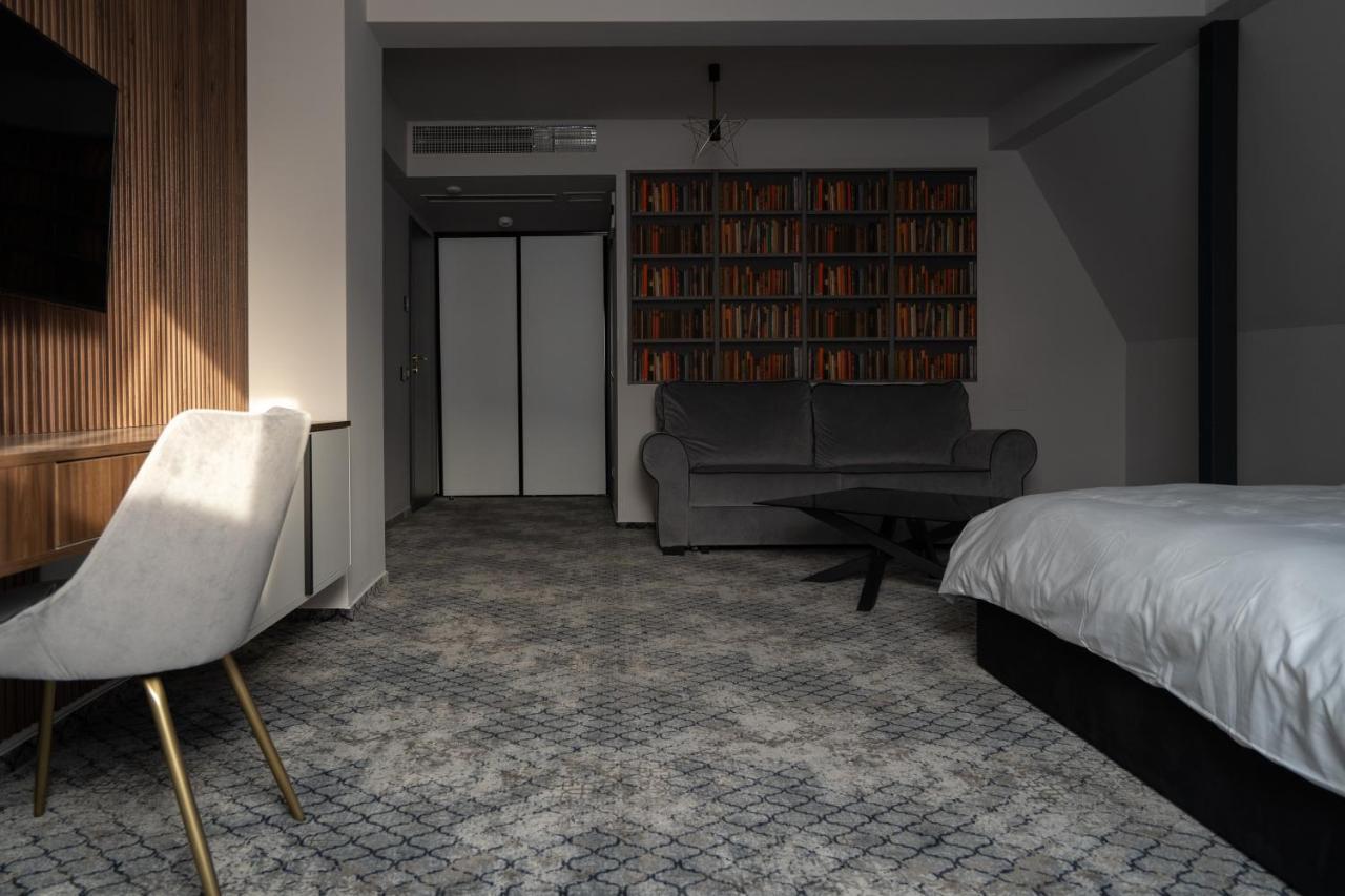 Hotel Cristal Cluj-Napoca Extérieur photo