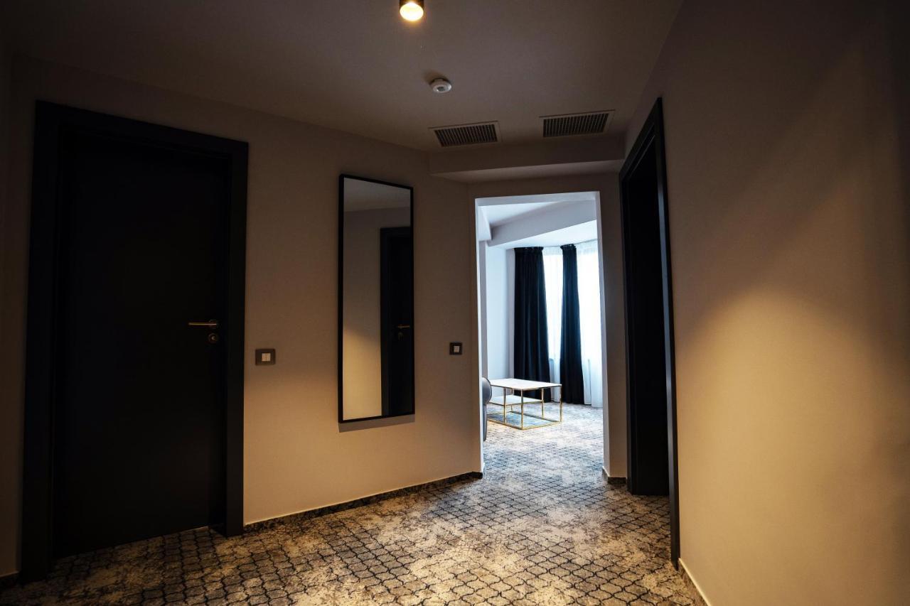 Hotel Cristal Cluj-Napoca Extérieur photo